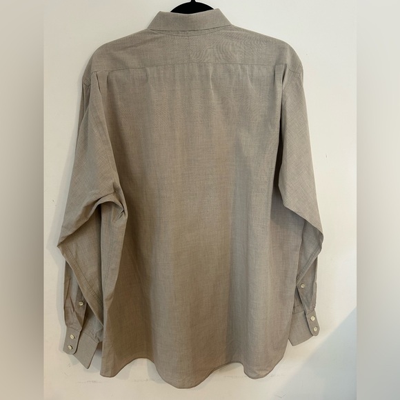 Burberry’s Men’s Shirt Size 15 1/2 35 Button Front Down Light Grey - Picture 3 of 5
